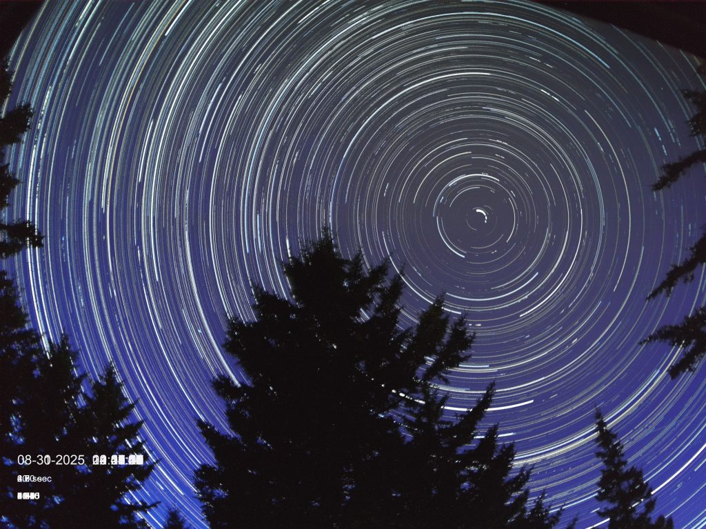 2025-09-01 08:00 Star Trails